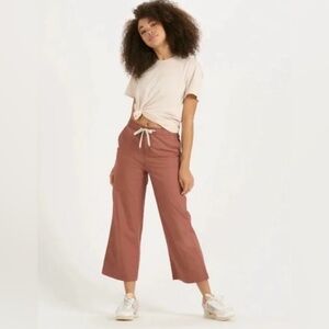 Vuori Ripstop Wide Leg Pants. Size L listing as a Size M.